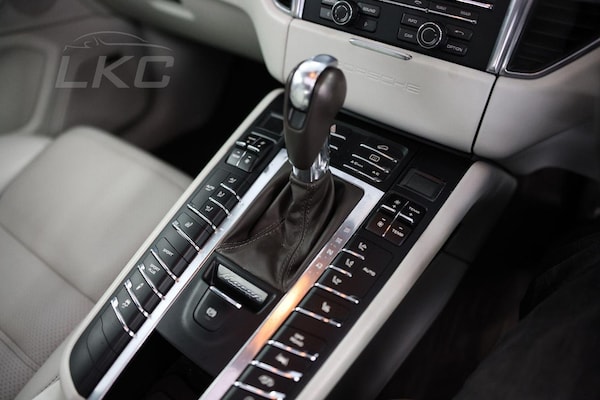 Used Porsche Macan 2015 for sale - 75202529: Photo 25