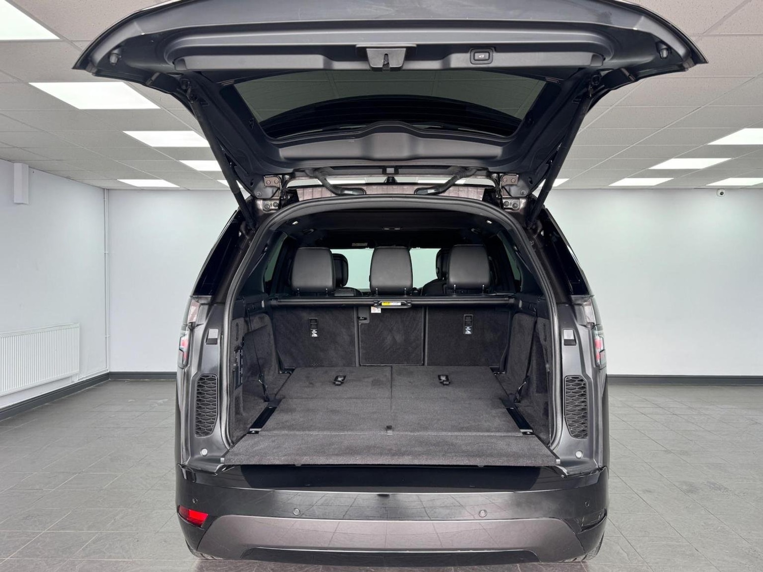 Used Land Rover Discovery 2021 for sale - 76794581: Photo 57