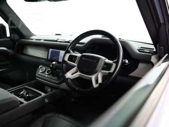 Used Land Rover Defender 90 2022 for sale - 74596108: Photo