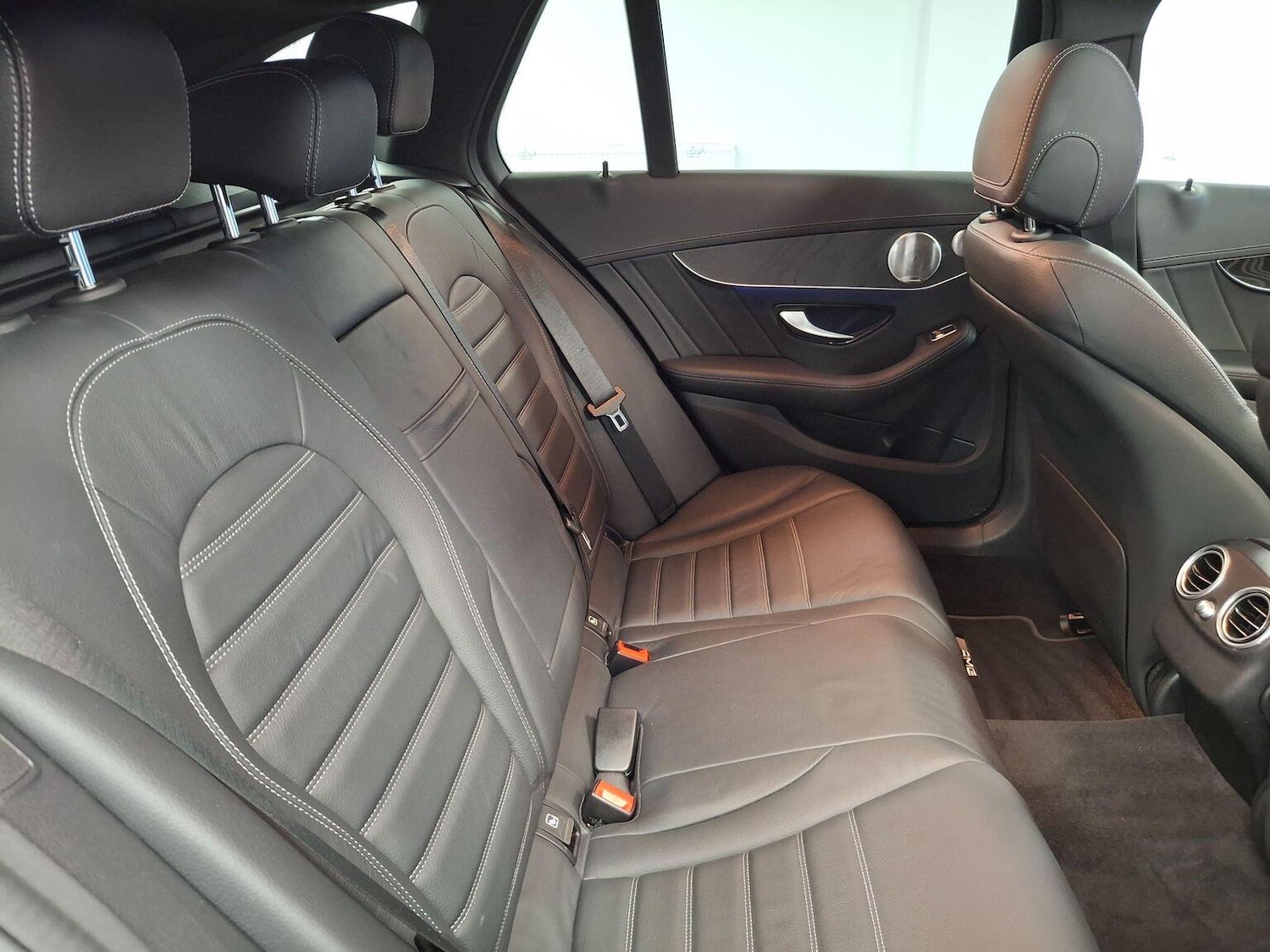 Used Mercedes-Benz C Class 2021 for sale - 77395207: Photo 11