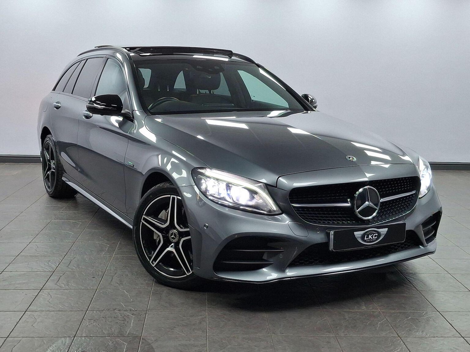 Used Mercedes-Benz C Class 2021 for sale - 77395207: Photo 90