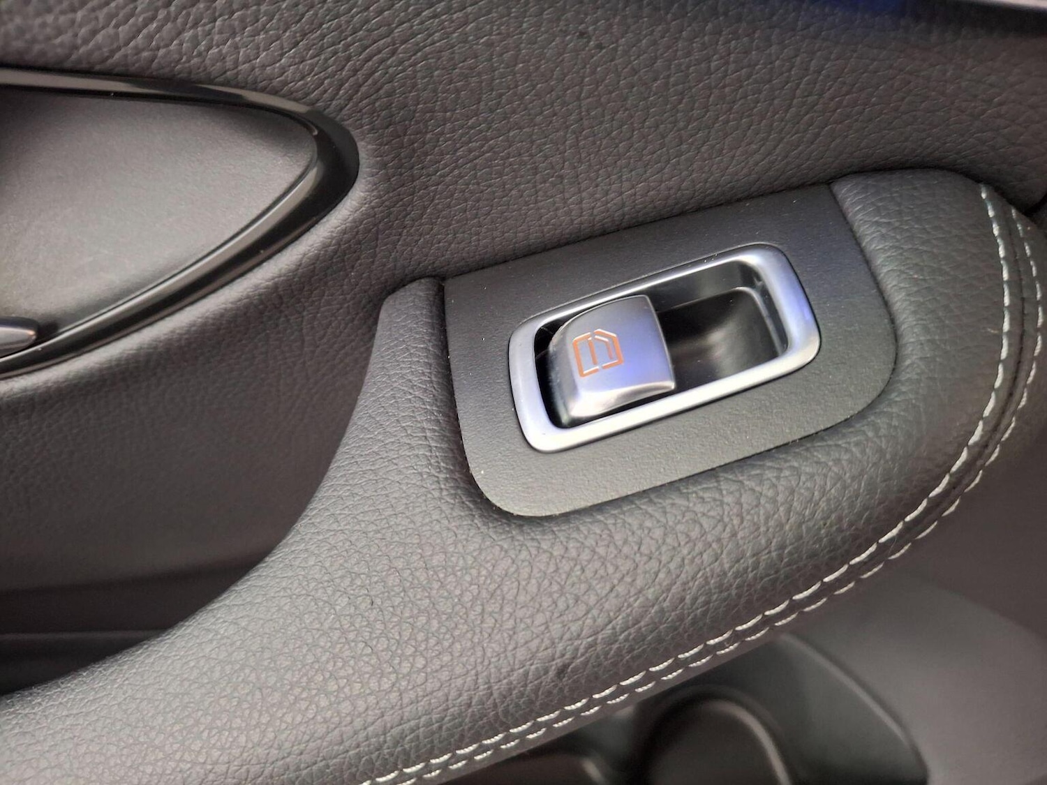 Used Mercedes-Benz C Class 2021 for sale - 77395207: Photo 95