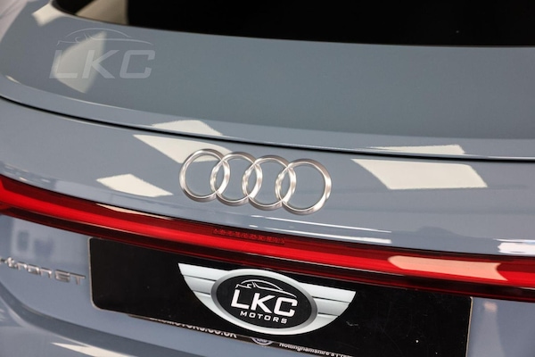 Used Audi e-tron 2022 for sale - 75202530: Photo 11