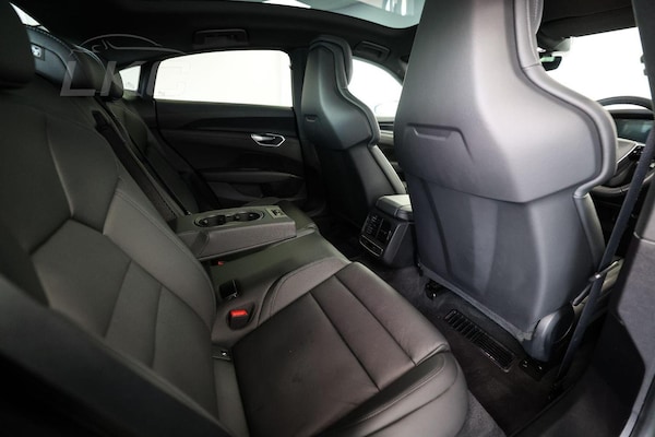 Used Audi e-tron 2022 for sale - 75202530: Photo 49
