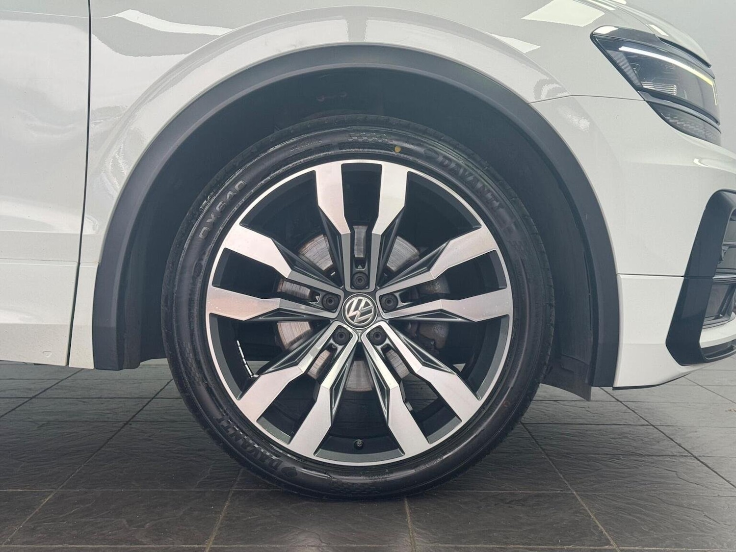 Used Volkswagen Tiguan 2018 for sale - 76268485: Photo 25