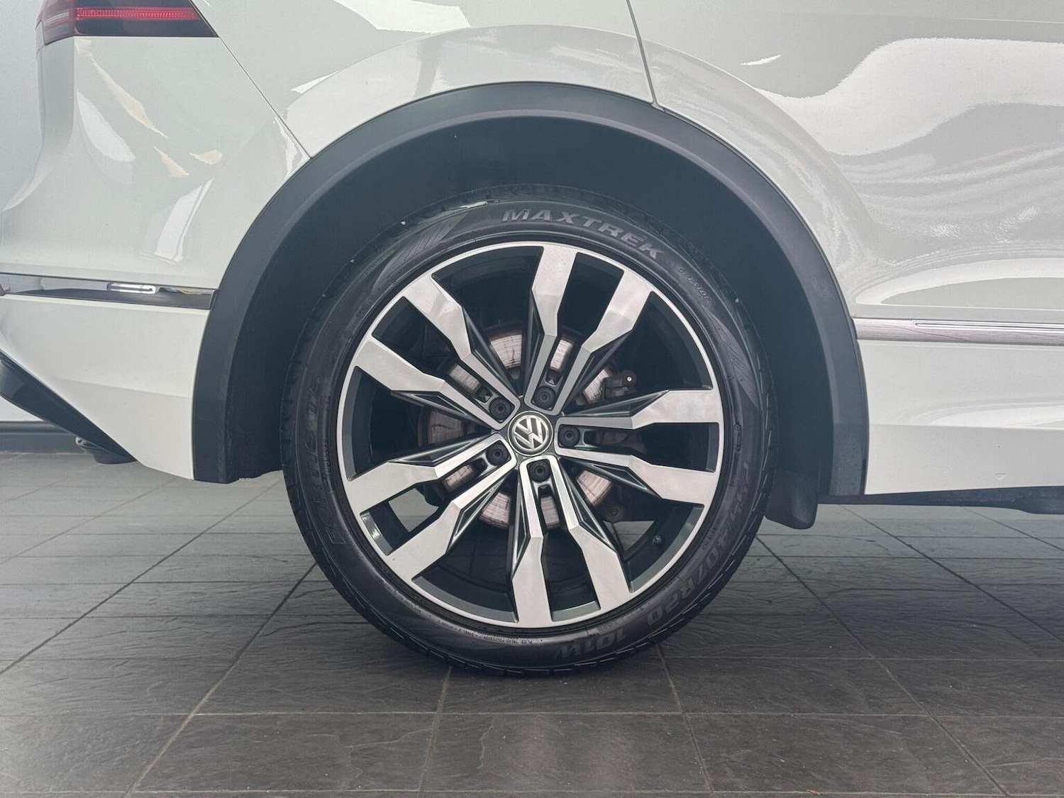 Used Volkswagen Tiguan 2018 for sale - 76268485: Photo 26