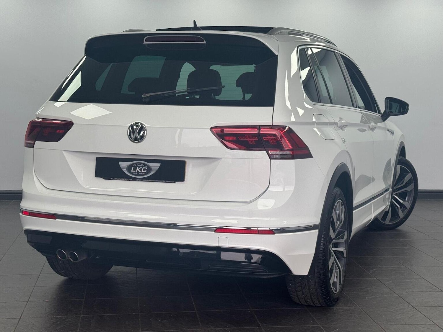Used Volkswagen Tiguan 2018 for sale - 76268485: Photo 31