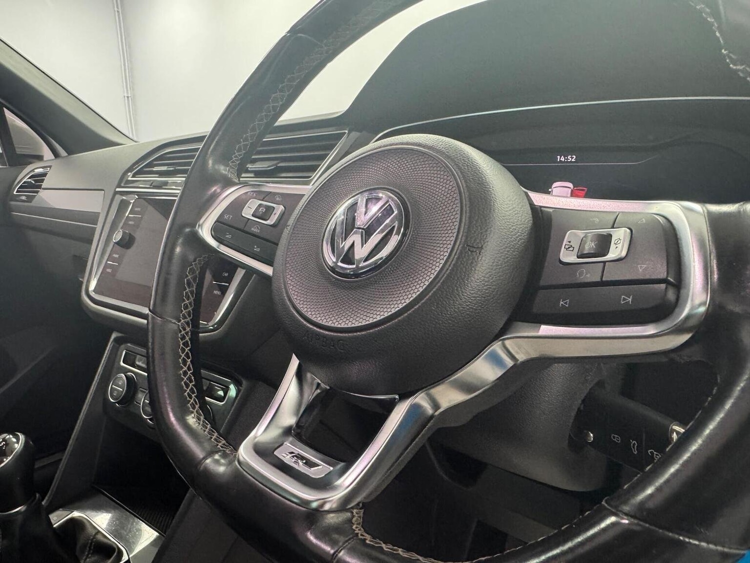 Used Volkswagen Tiguan 2018 for sale - 76268485: Photo 44