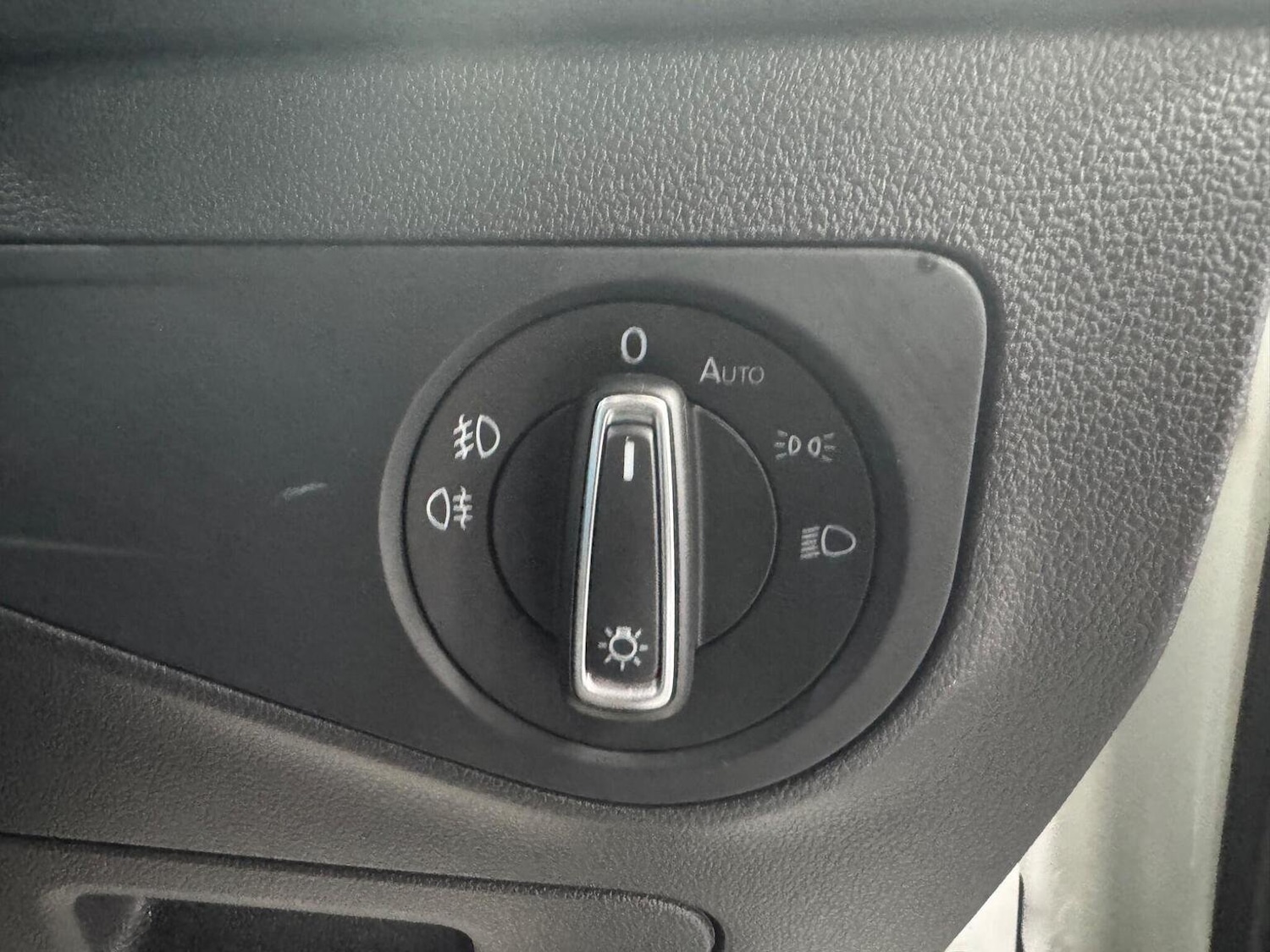 Used Volkswagen Tiguan 2018 for sale - 76268485: Photo 46