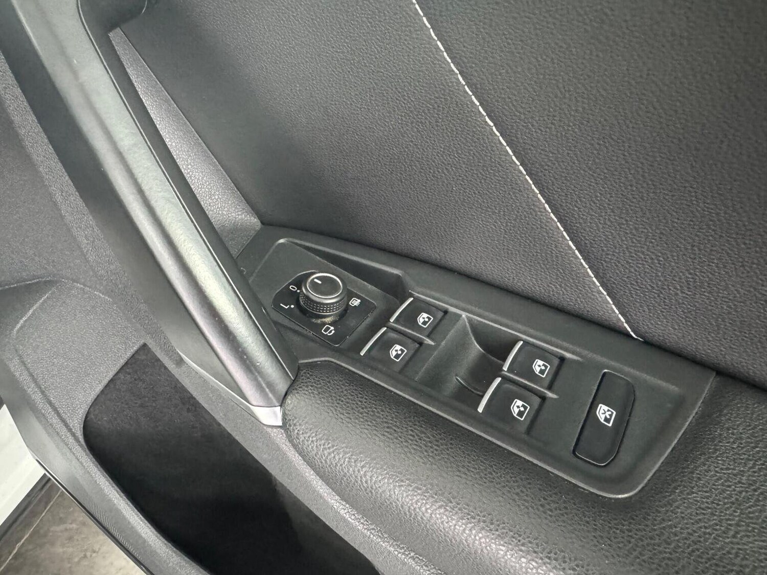 Used Volkswagen Tiguan 2018 for sale - 76268485: Photo 47