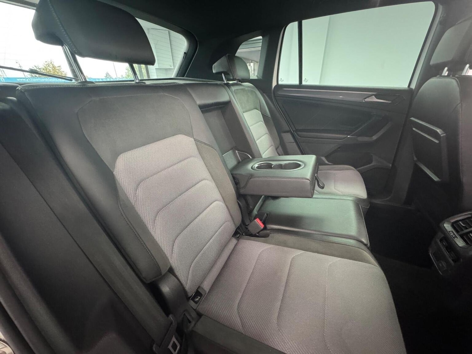 Used Volkswagen Tiguan 2018 for sale - 76268485: Photo 48