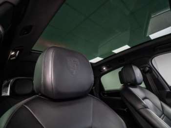 Used Porsche Cayenne 2019 for sale - 69895988: Photo