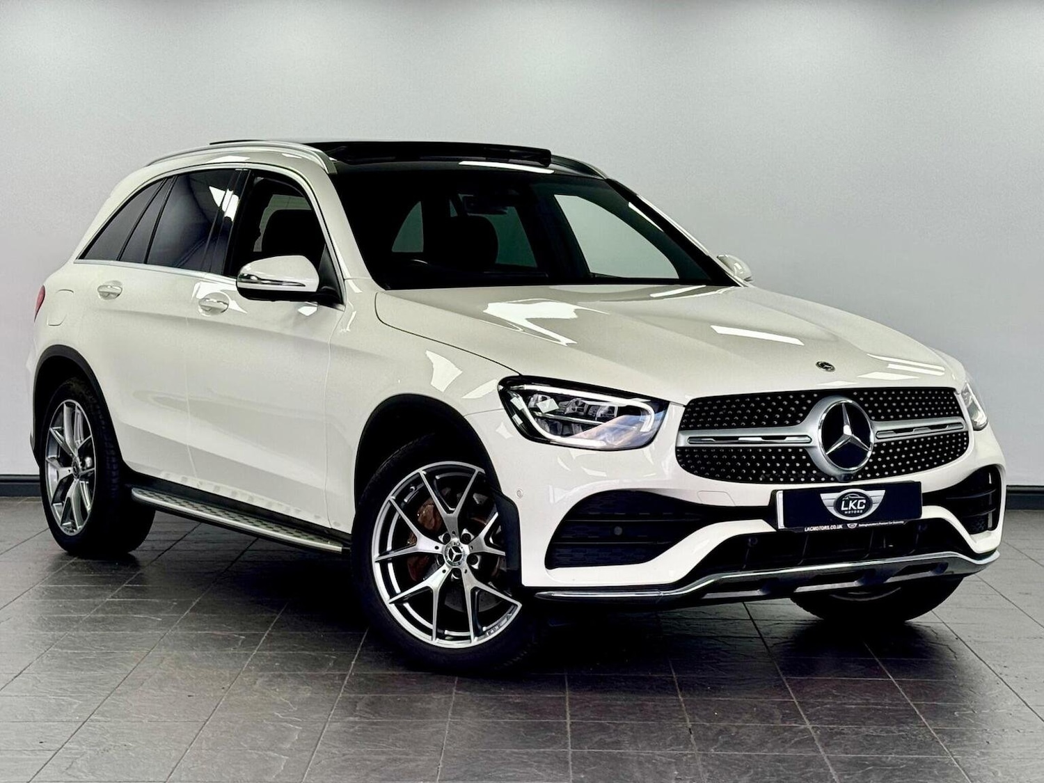 Used Mercedes-Benz GLC 2022 for sale - 76397040: Photo 2
