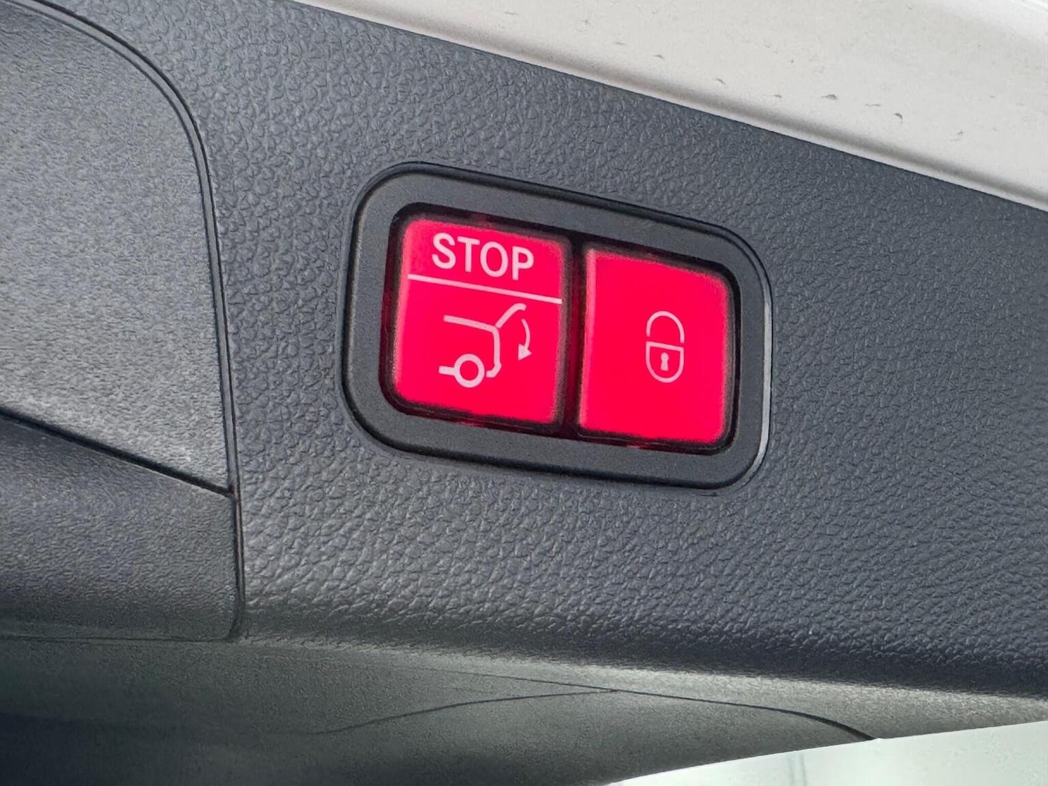 Used Mercedes-Benz GLC 2022 for sale - 76397040: Photo 41