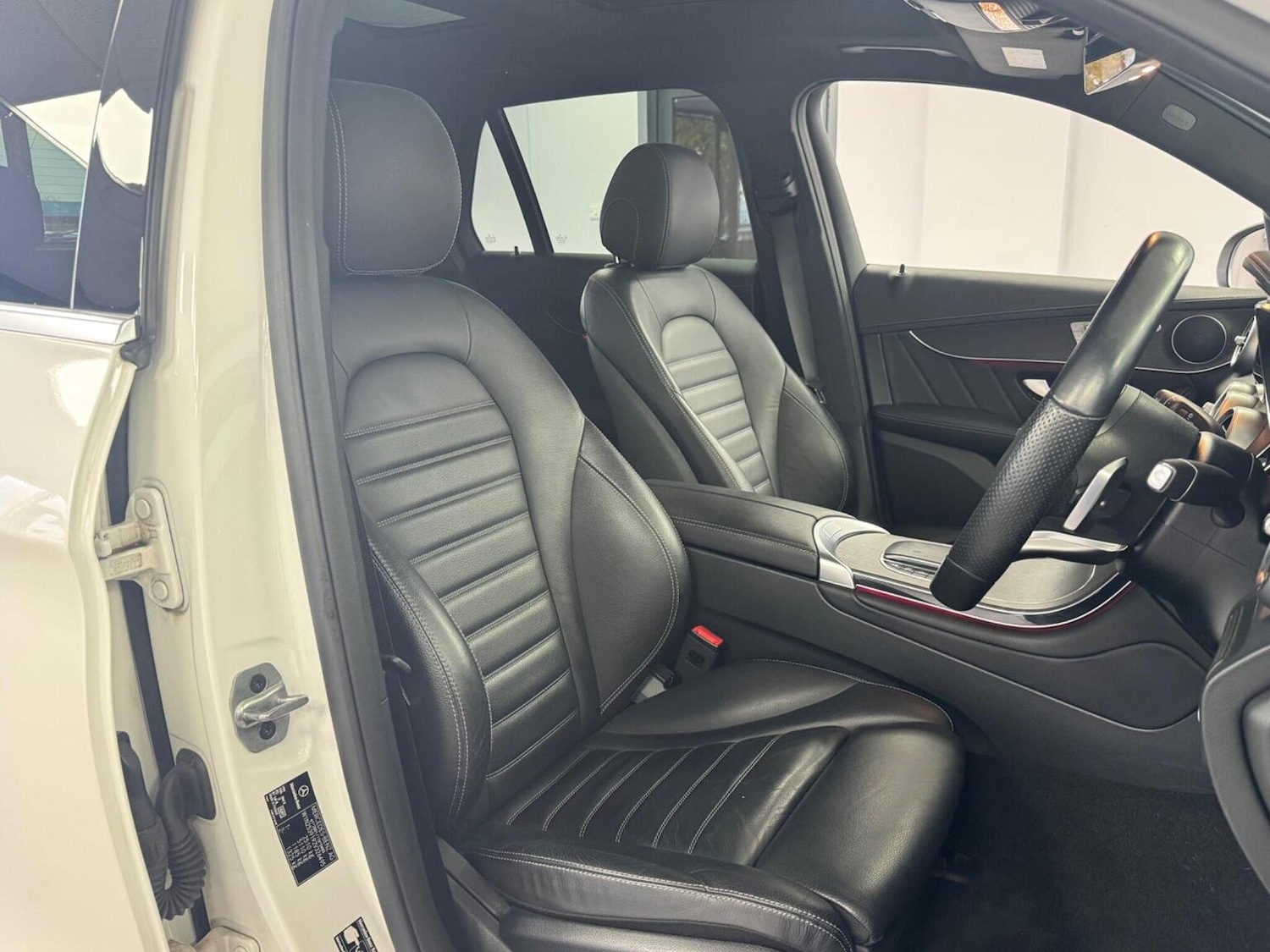 Used Mercedes-Benz GLC 2022 for sale - 76397040: Photo 6