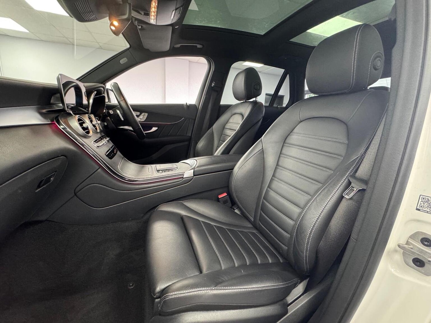 Used Mercedes-Benz GLC 2022 for sale - 76397040: Photo 7