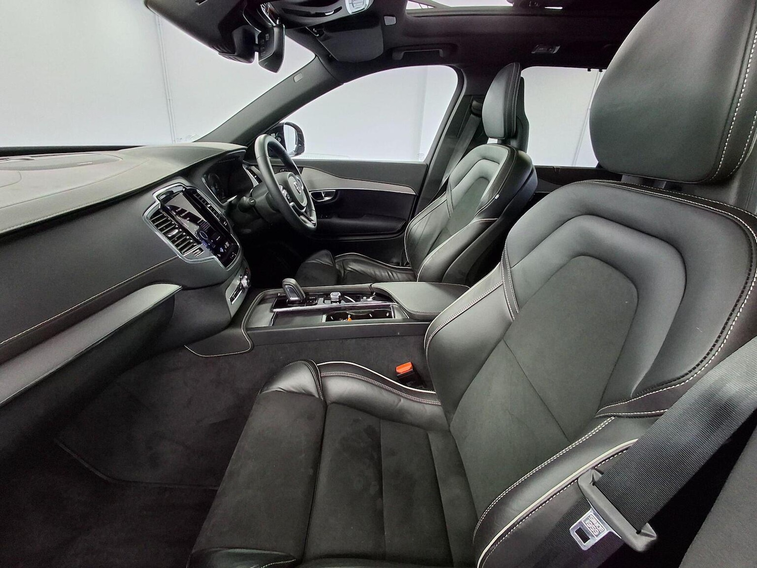 Used Volvo XC90 2021 for sale - 76935316: Photo 41