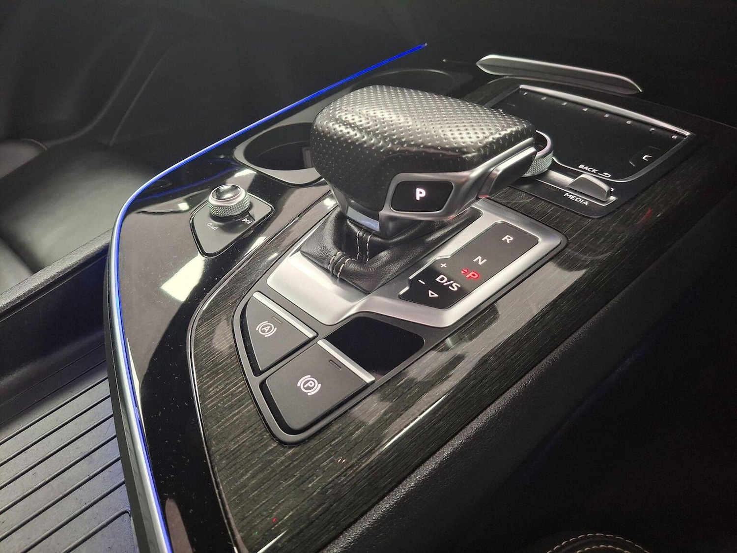 Used Audi Q7 2018 for sale - 77564213: Photo 15