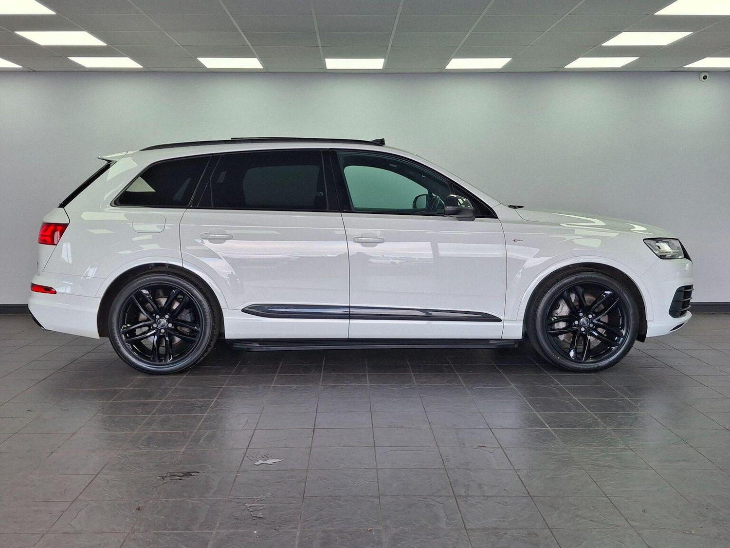 Used Audi Q7 2018 for sale - 77564213: Photo 20