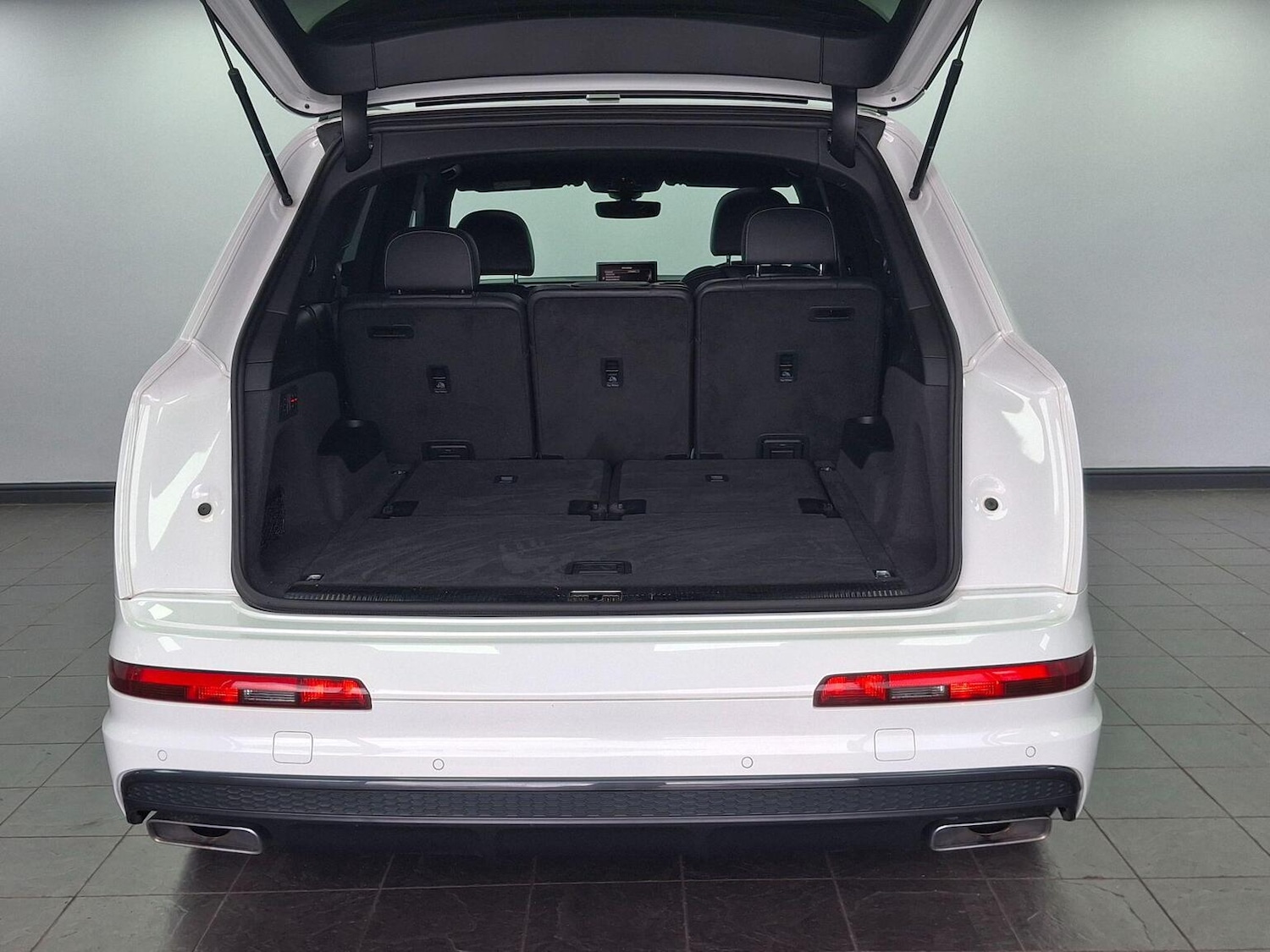 Used Audi Q7 2018 for sale - 77564213: Photo 44