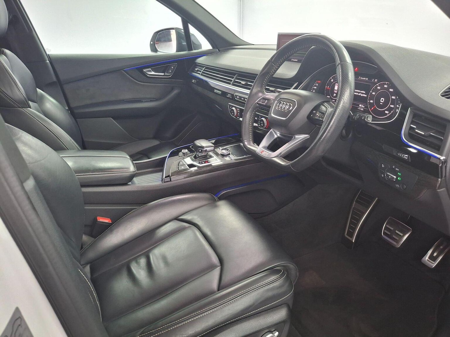 Used Audi Q7 2018 for sale - 77564213: Photo 64