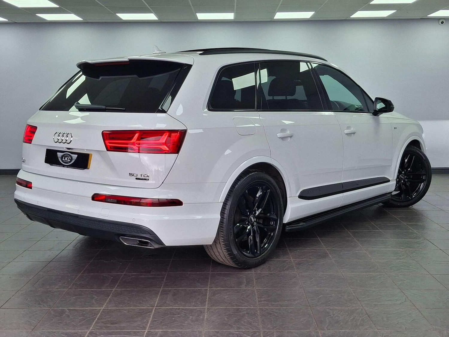 Used Audi Q7 2018 for sale - 77564213: Photo 75