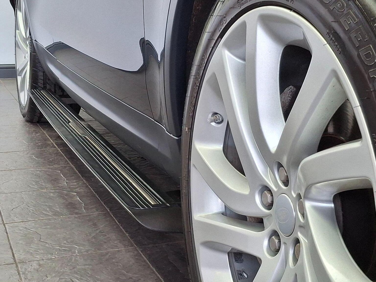 Used Land Rover Discovery 2019 for sale - 76769558: Photo 20