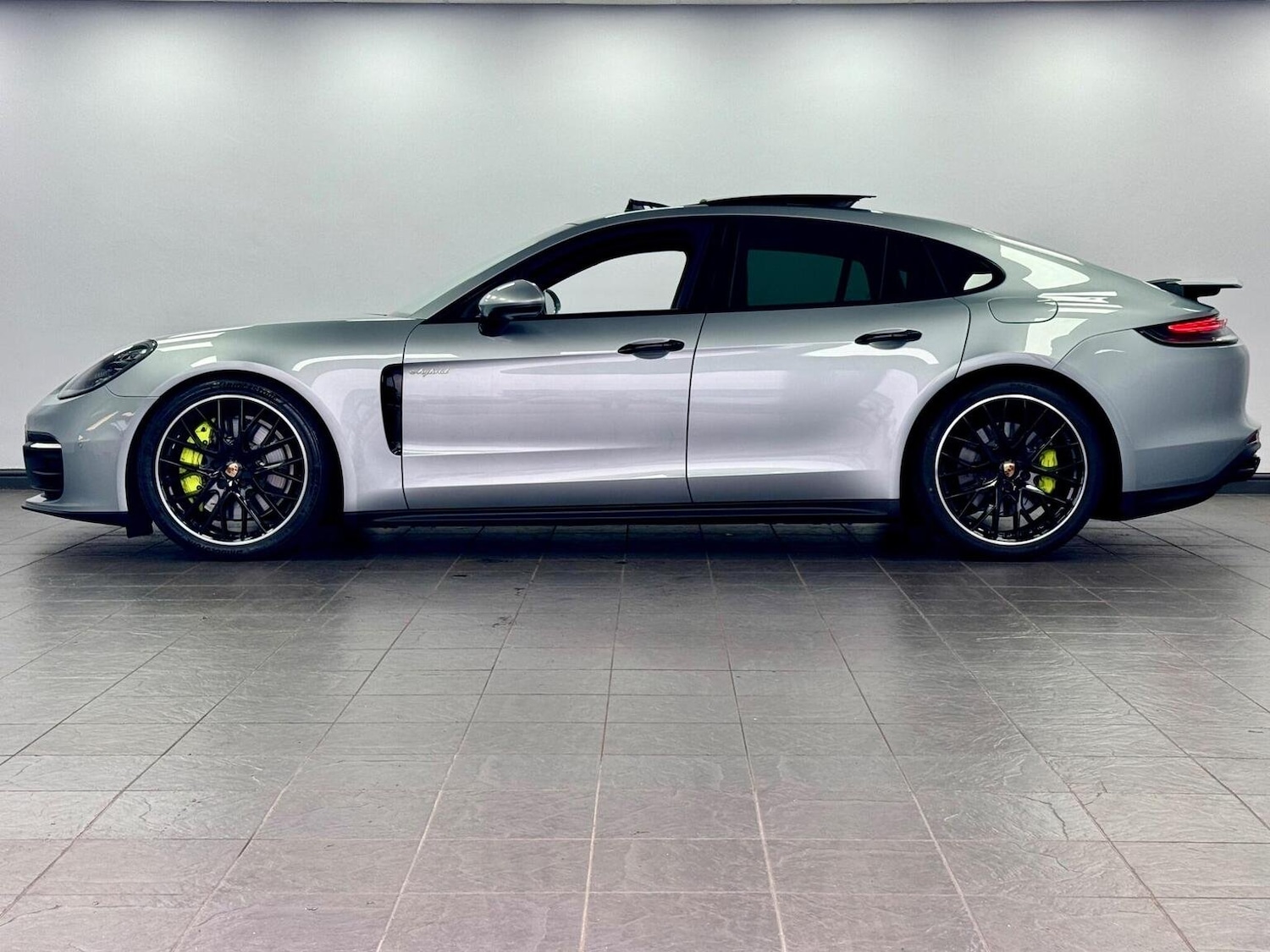Used Porsche Panamera 2021 for sale - 76293172: Photo 3