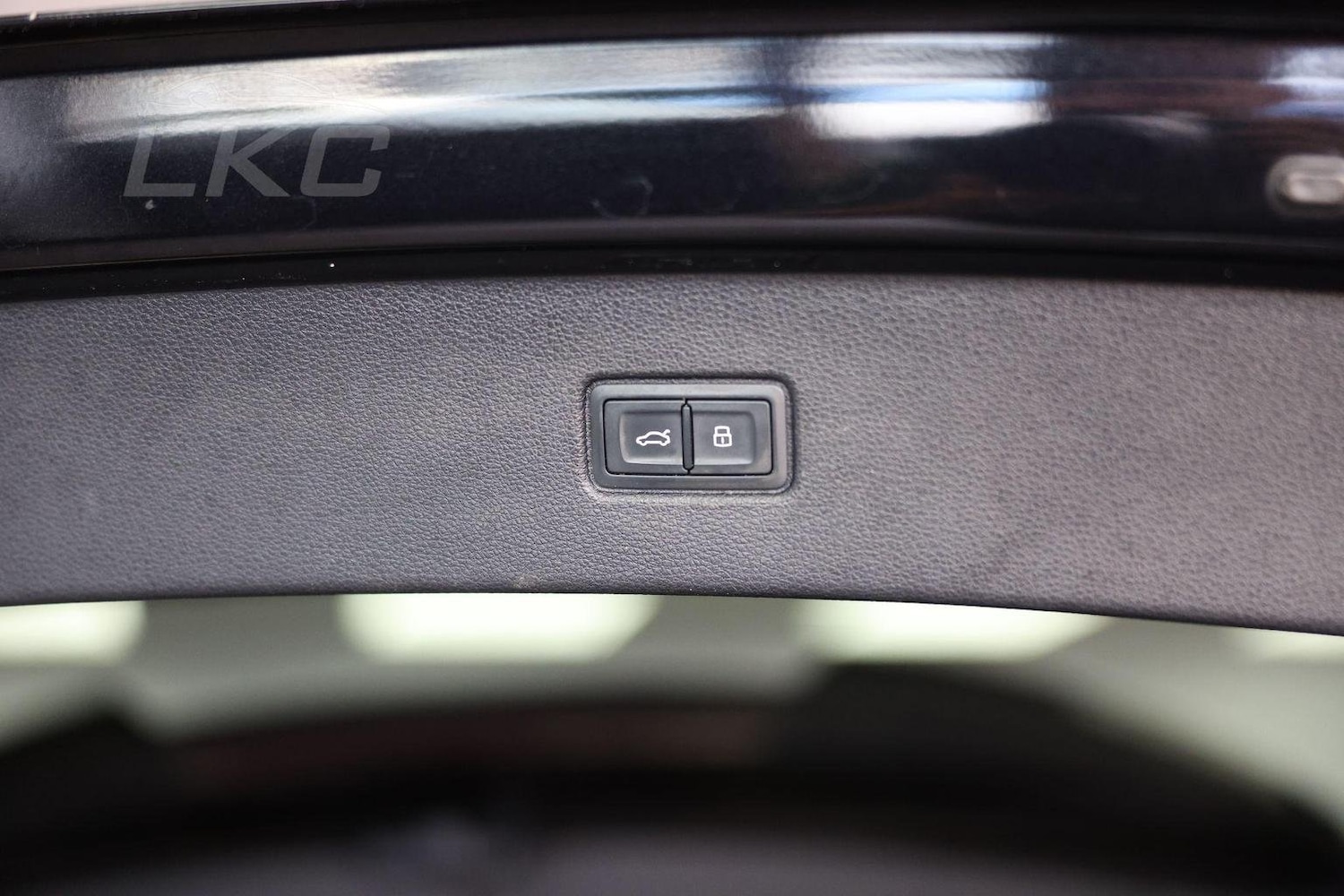 Vehicle 44