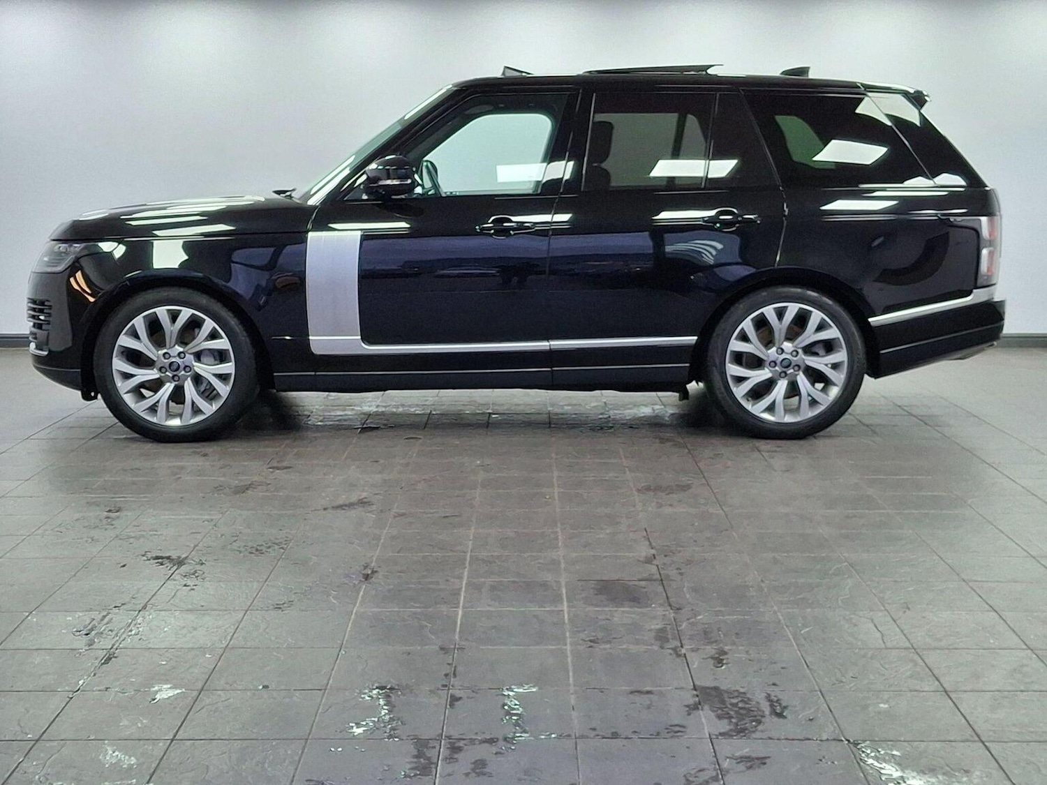 Used Land Rover Range Rover 2021 for sale - 76618613: Photo 11