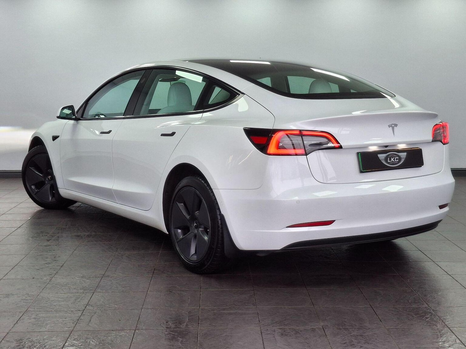 Used Tesla Model 3 2022 for sale - 77707158: Photo 12