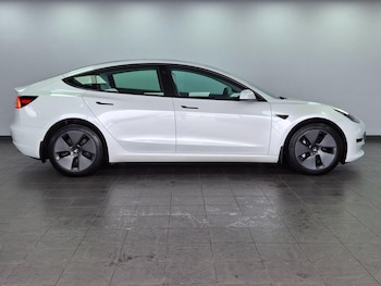 Used Tesla Model 3 2022 for sale - 77707158: Photo