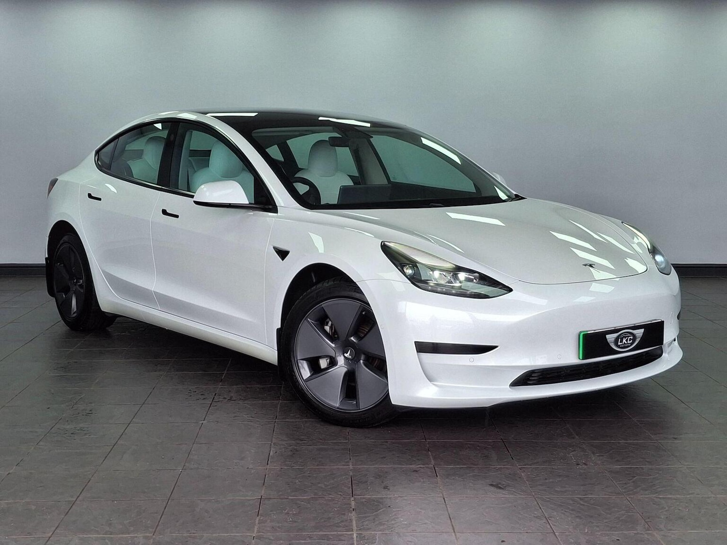 Used Tesla Model 3 2022 for sale - 77707158: Photo 5