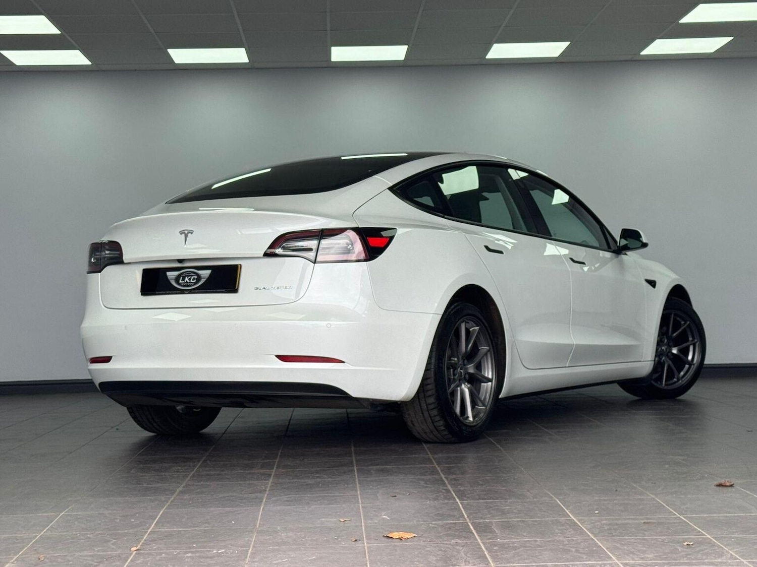 Used Tesla Model 3 2020 for sale - 78135072: Photo 11