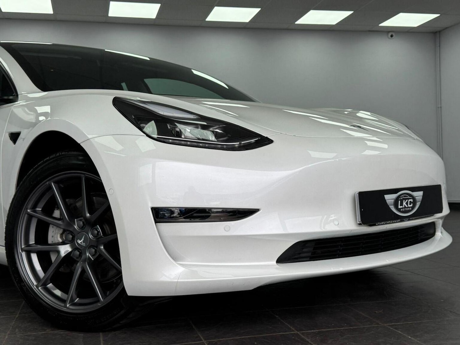 Used Tesla Model 3 2020 for sale - 78135072: Photo 9