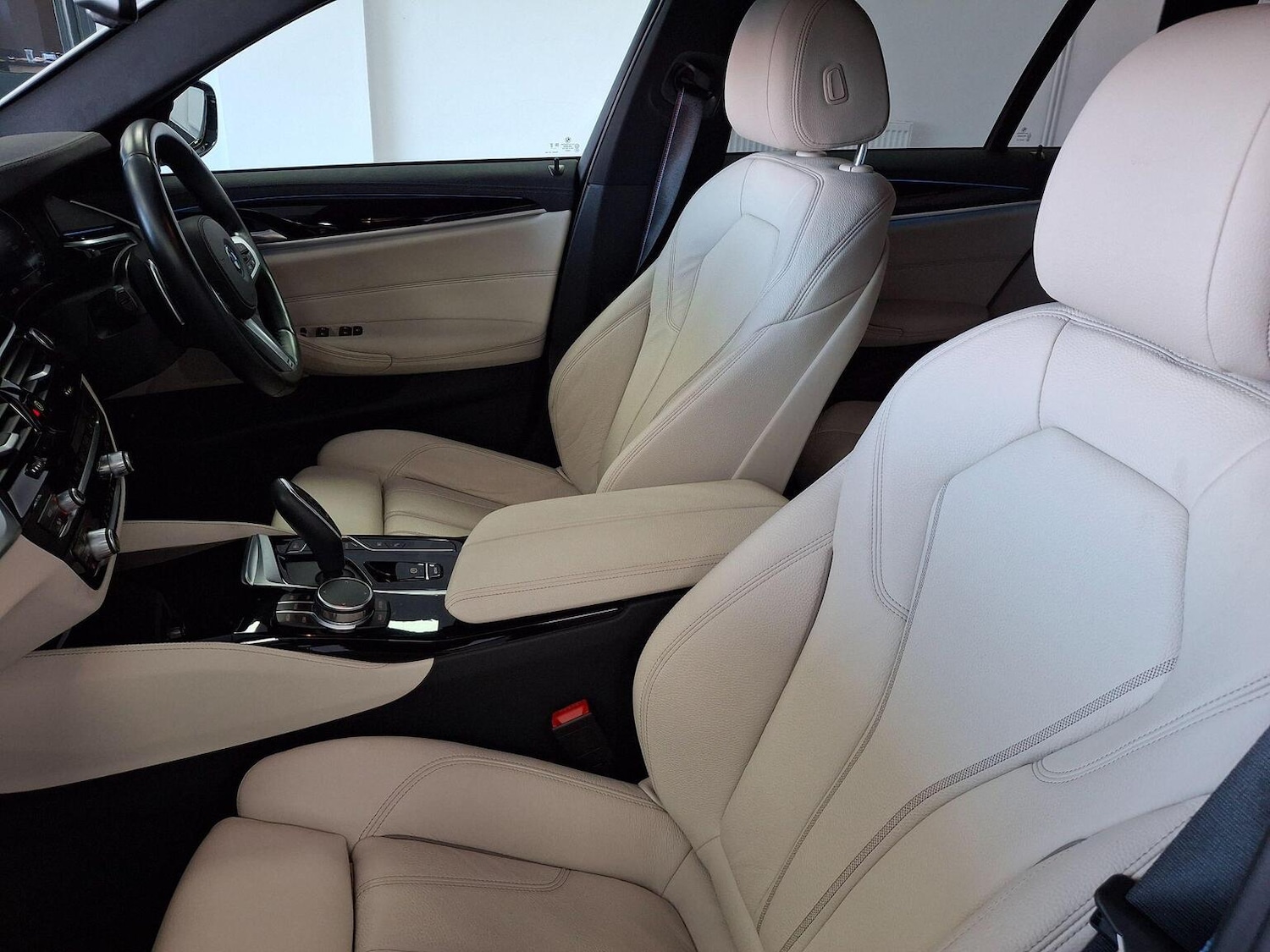 Used BMW 5 Series 2024 for sale - 77080797: Photo 12