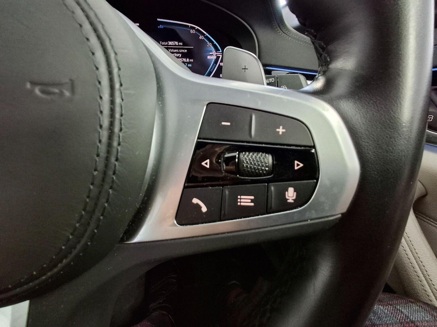 Used BMW 5 Series 2024 for sale - 77080797: Photo 39