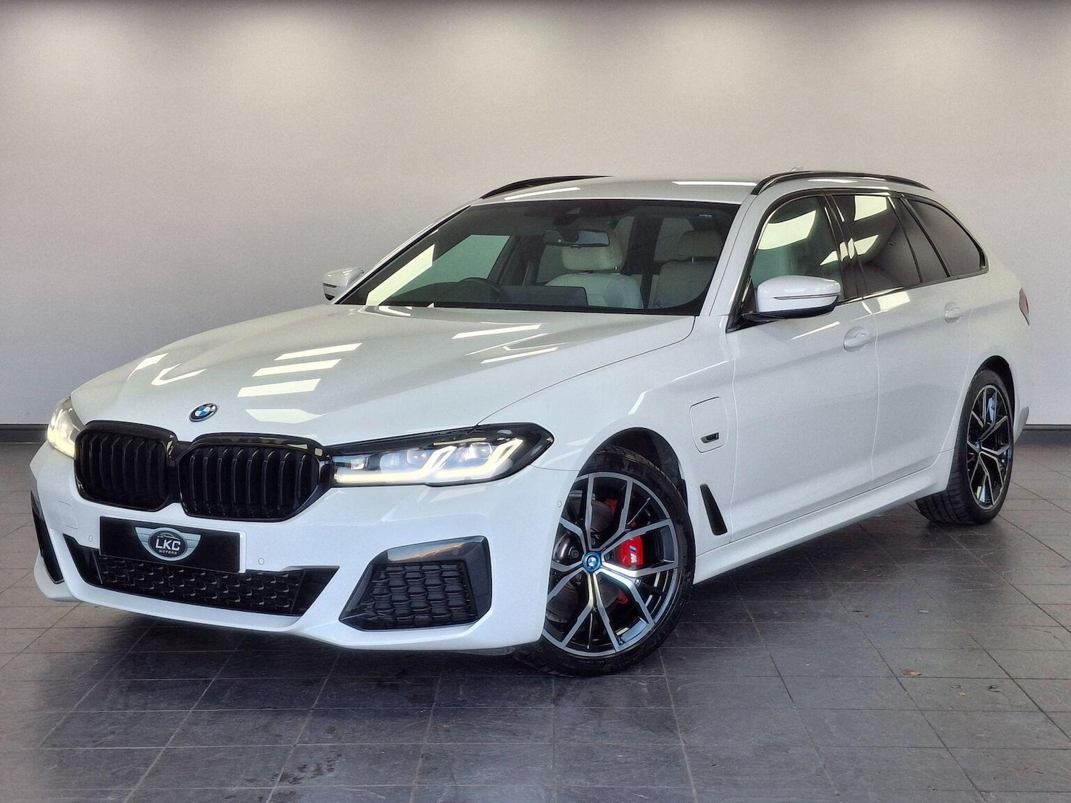 Used BMW 5 Series 2024 for sale - 77080797: Photo 65