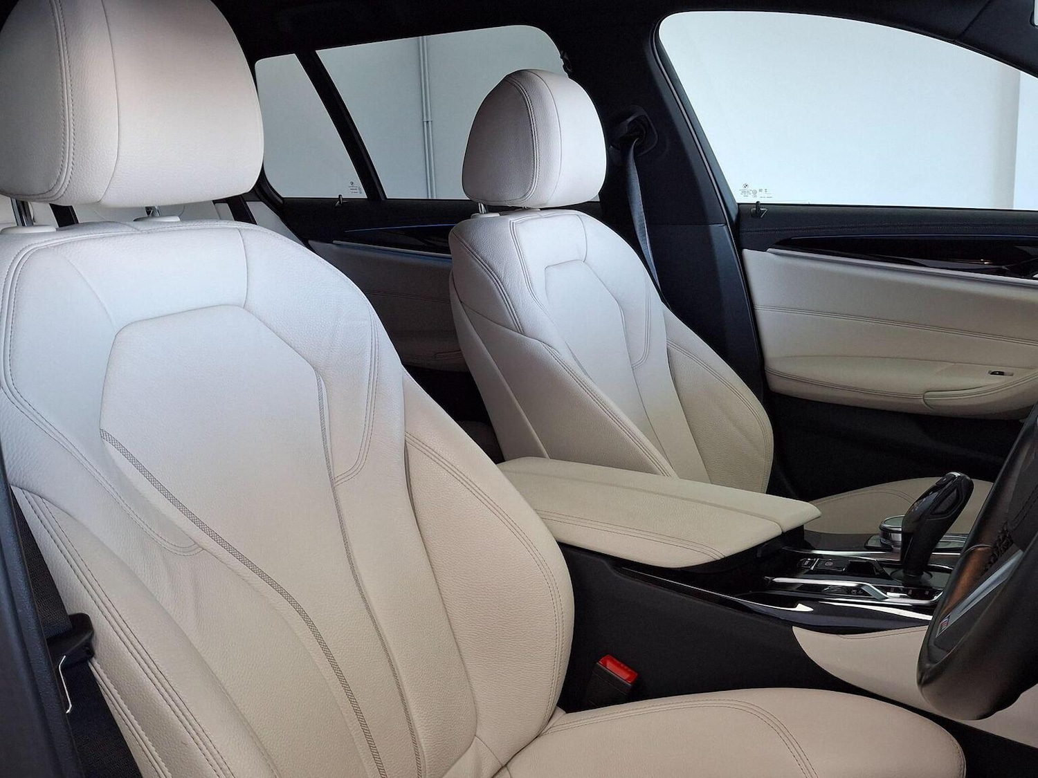 Used BMW 5 Series 2024 for sale - 77080797: Photo 8