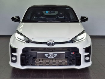 Used Toyota Yaris 2021 for sale - 77901300: Photo