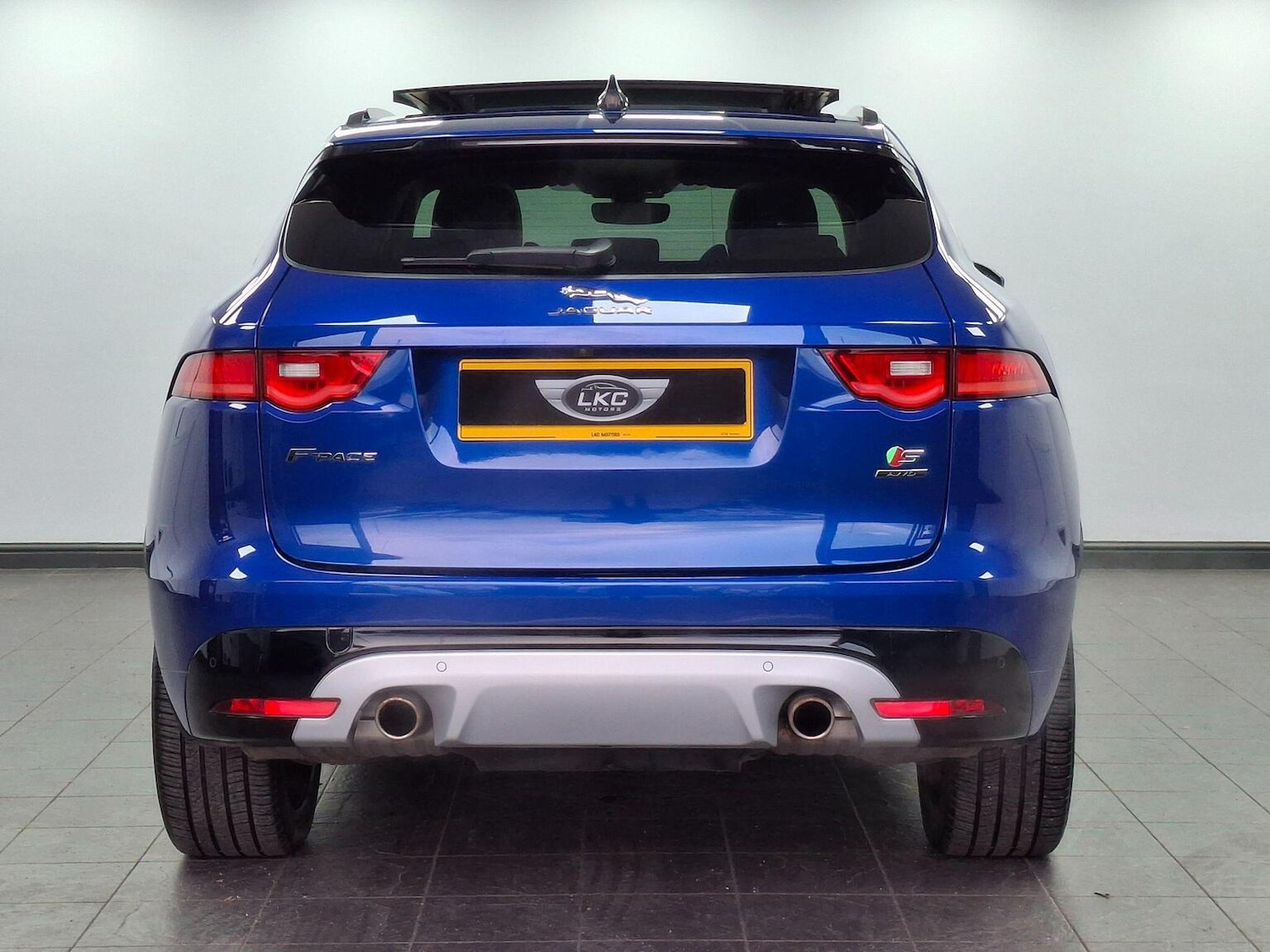 Used Jaguar F-Pace 2020 for sale - 76712665: Photo 13
