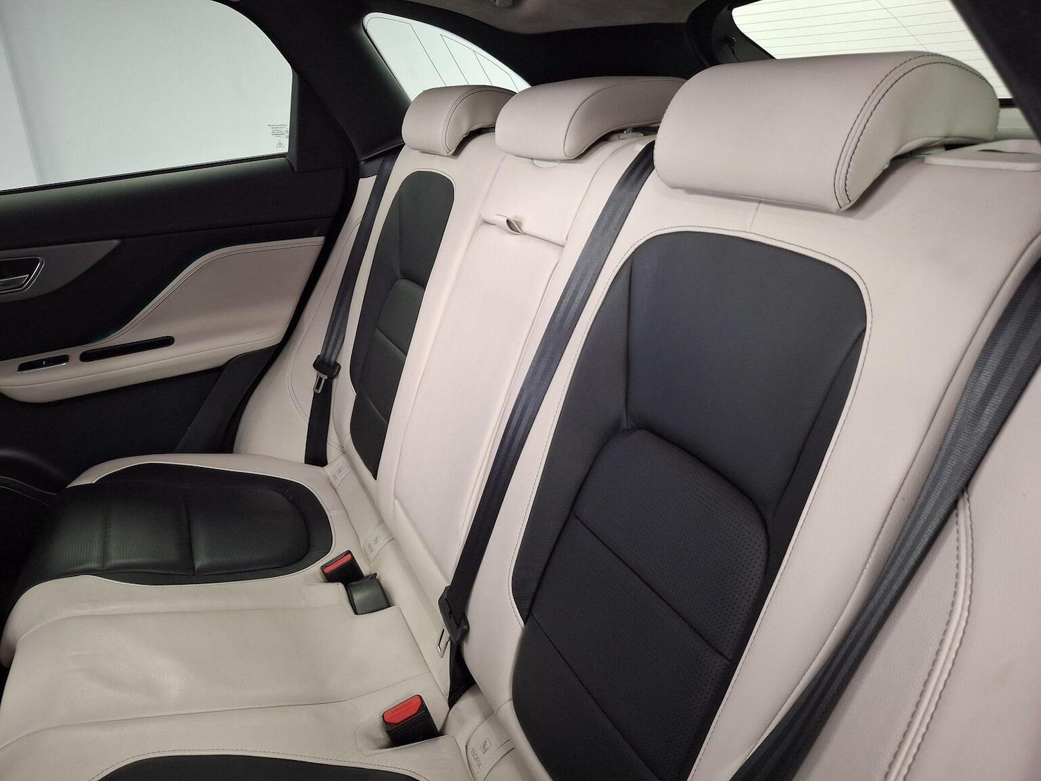 Used Jaguar F-Pace 2020 for sale - 76712665: Photo 20