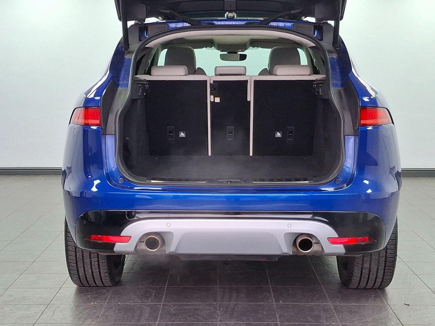 Used Jaguar F-Pace 2020 for sale - 76712665: Photo 41