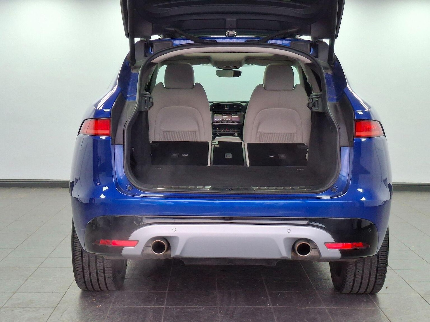 Used Jaguar F-Pace 2020 for sale - 76712665: Photo 42