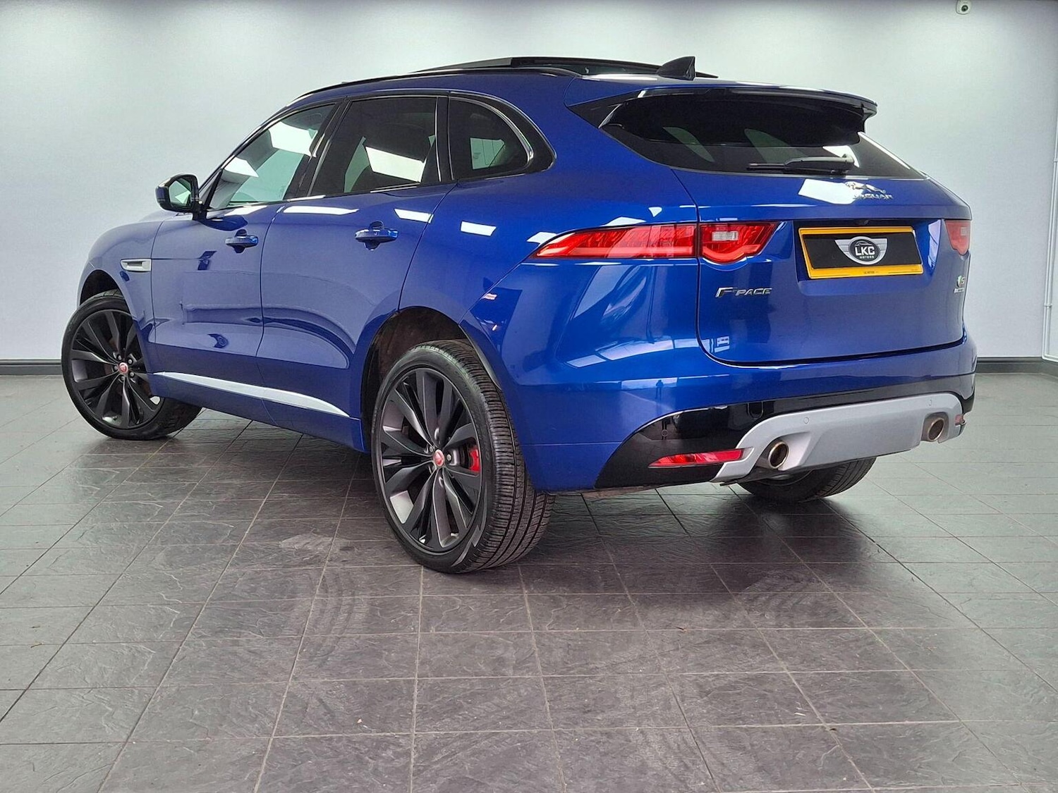 Used Jaguar F-Pace 2020 for sale - 76712665: Photo 45