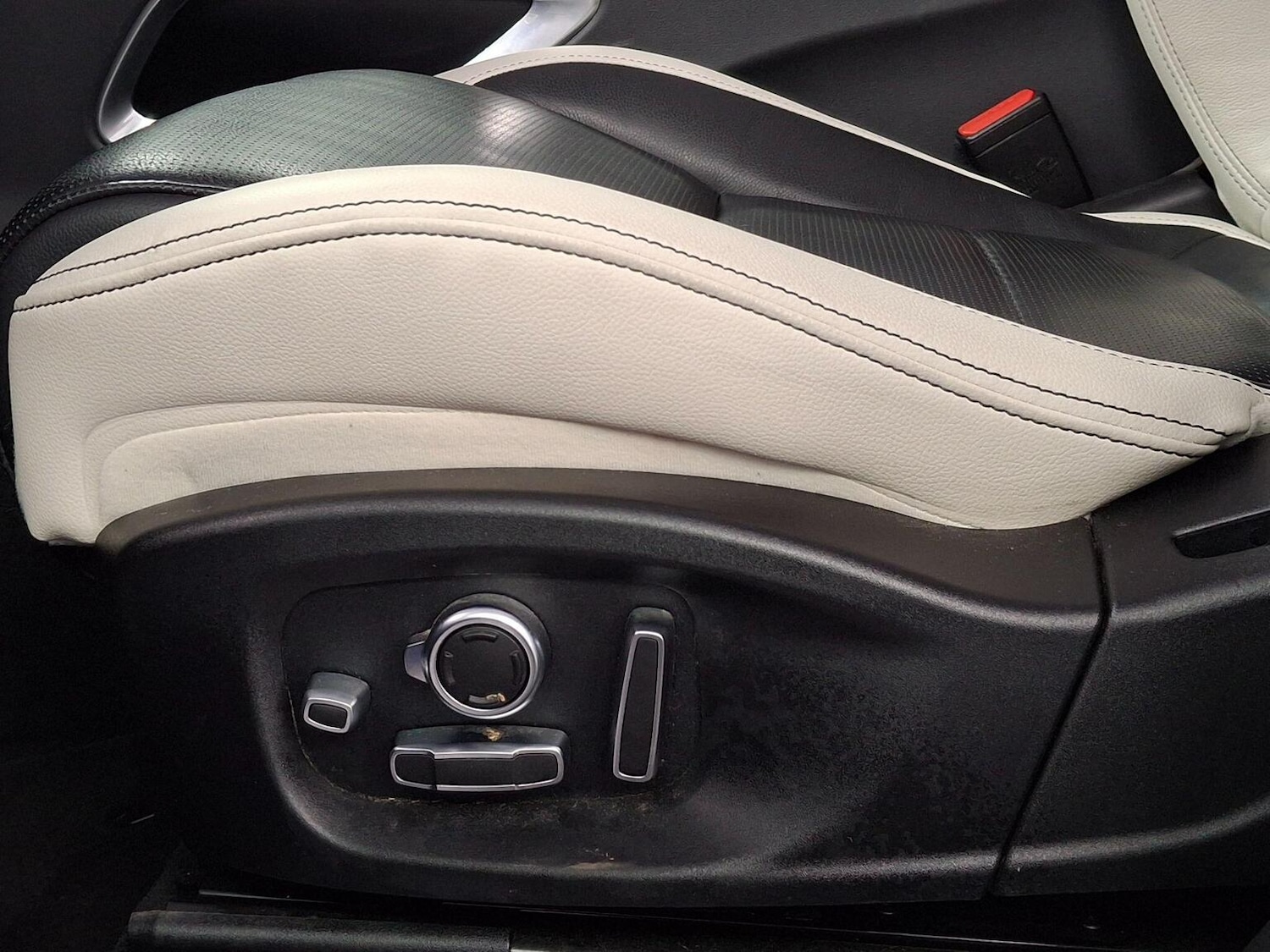 Used Jaguar F-Pace 2020 for sale - 76712665: Photo 49