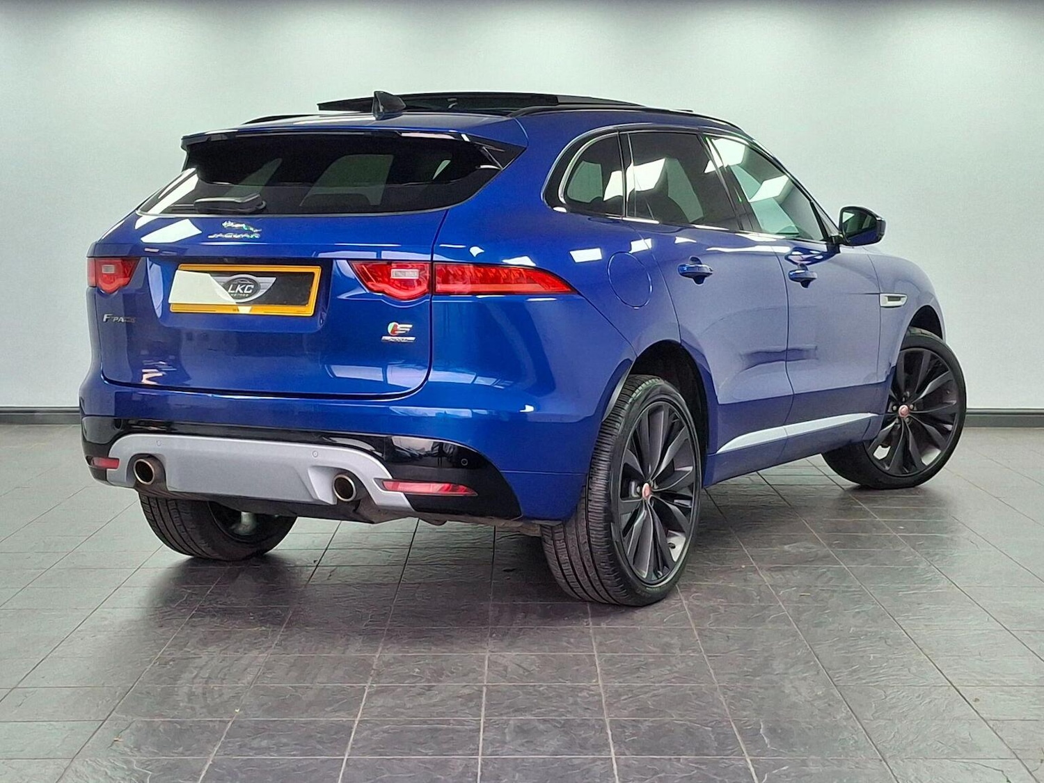 Used Jaguar F-Pace 2020 for sale - 76712665: Photo 56