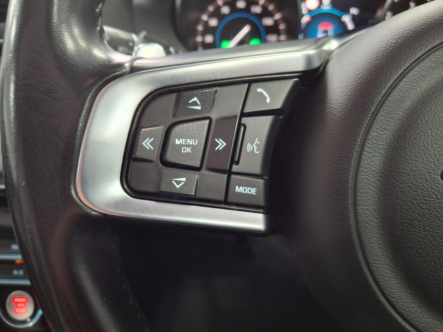 Used Jaguar F-Pace 2020 for sale - 76712665: Photo 7