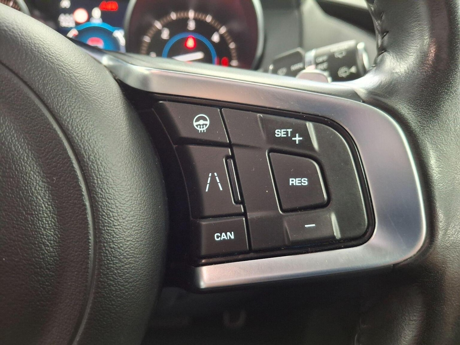 Used Jaguar F-Pace 2020 for sale - 76712665: Photo 8