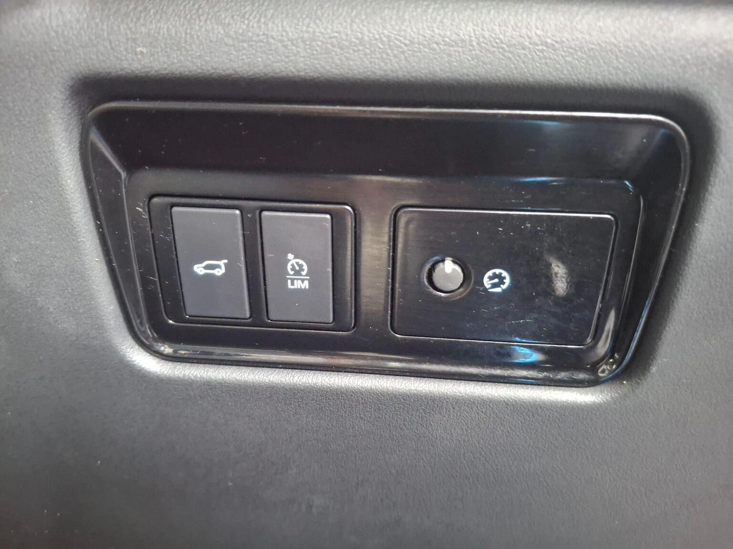 Used Jaguar F-Pace 2020 for sale - 76712665: Photo 9